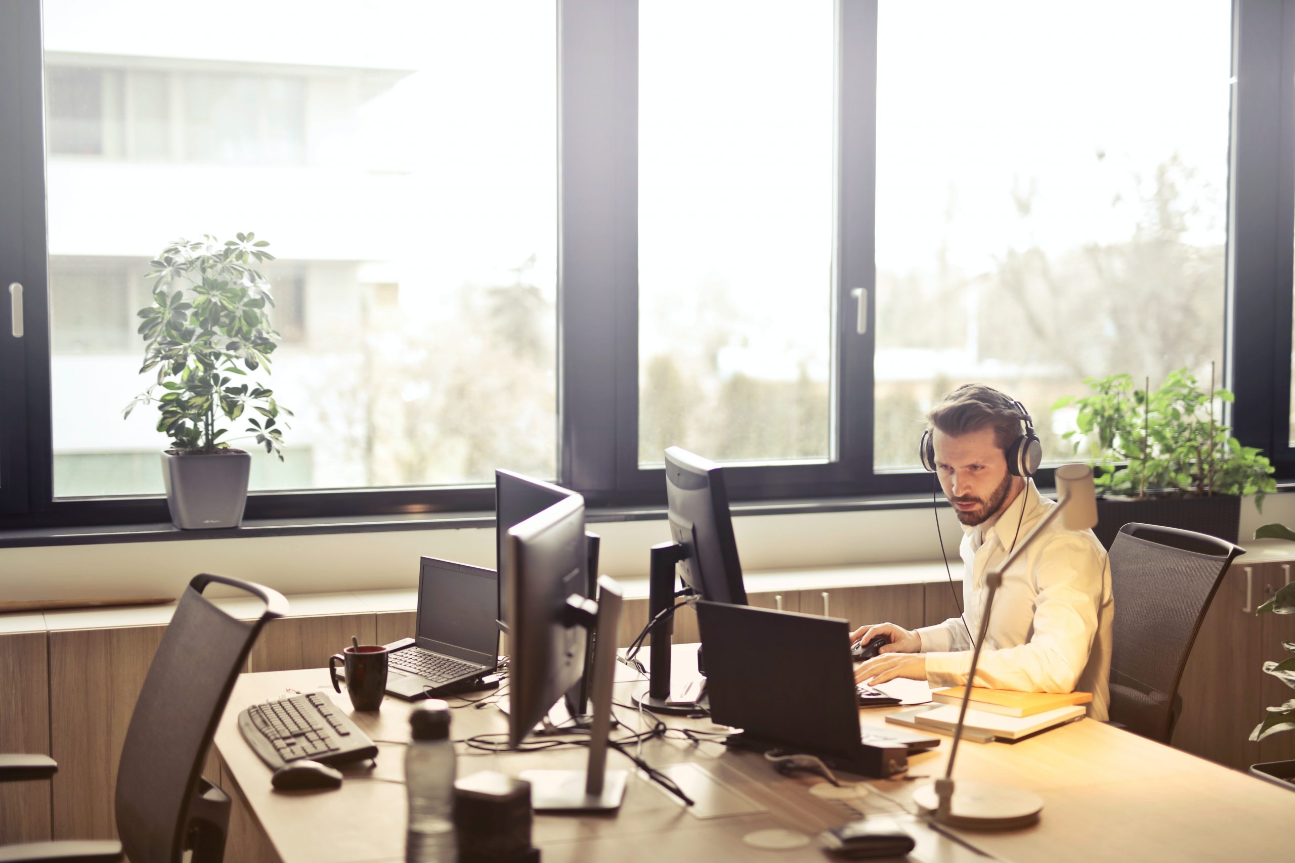pexels-andrea-piacquadio-845451 Voip Solutions